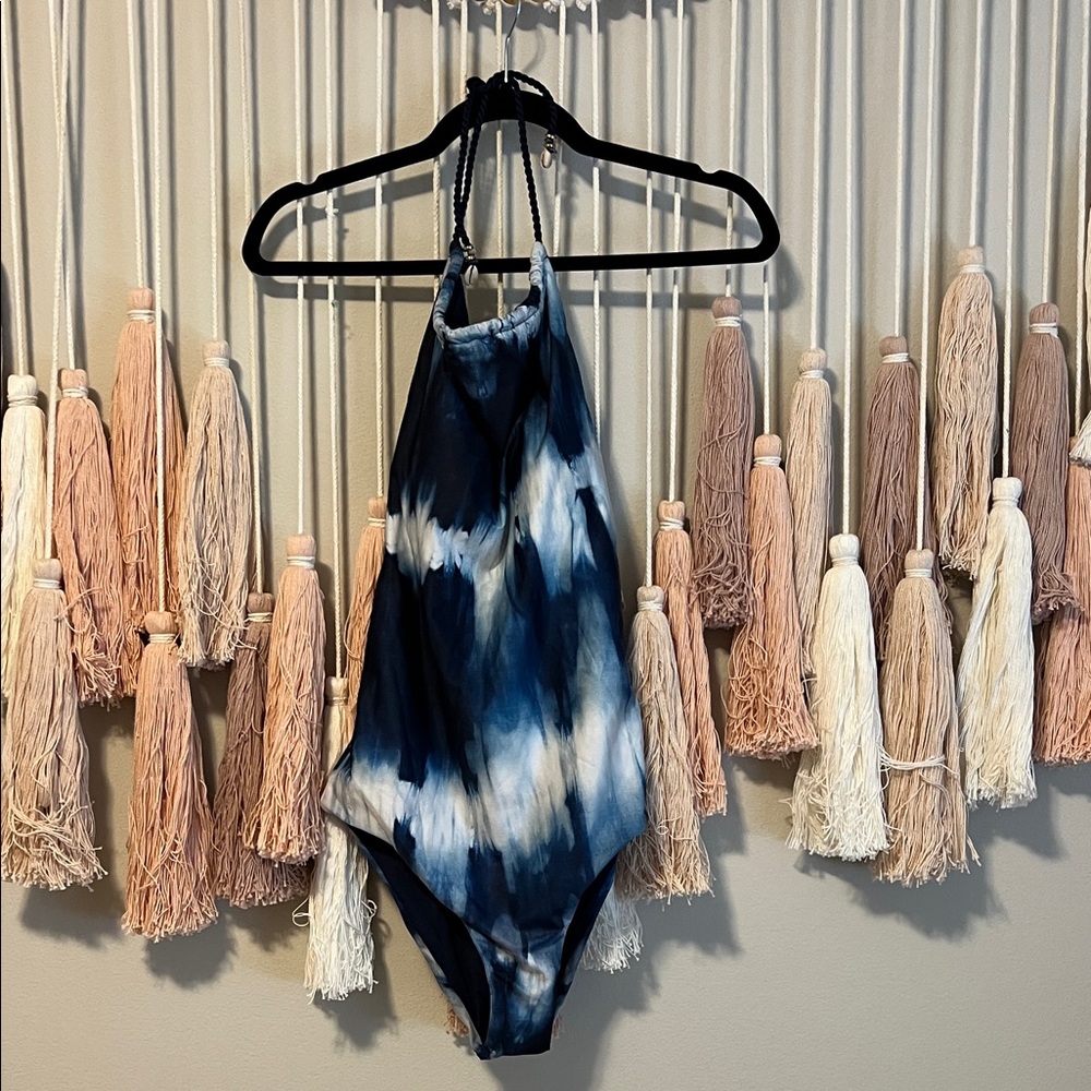 Cosita Linda Navy Women’s Swimsuit size S NWT